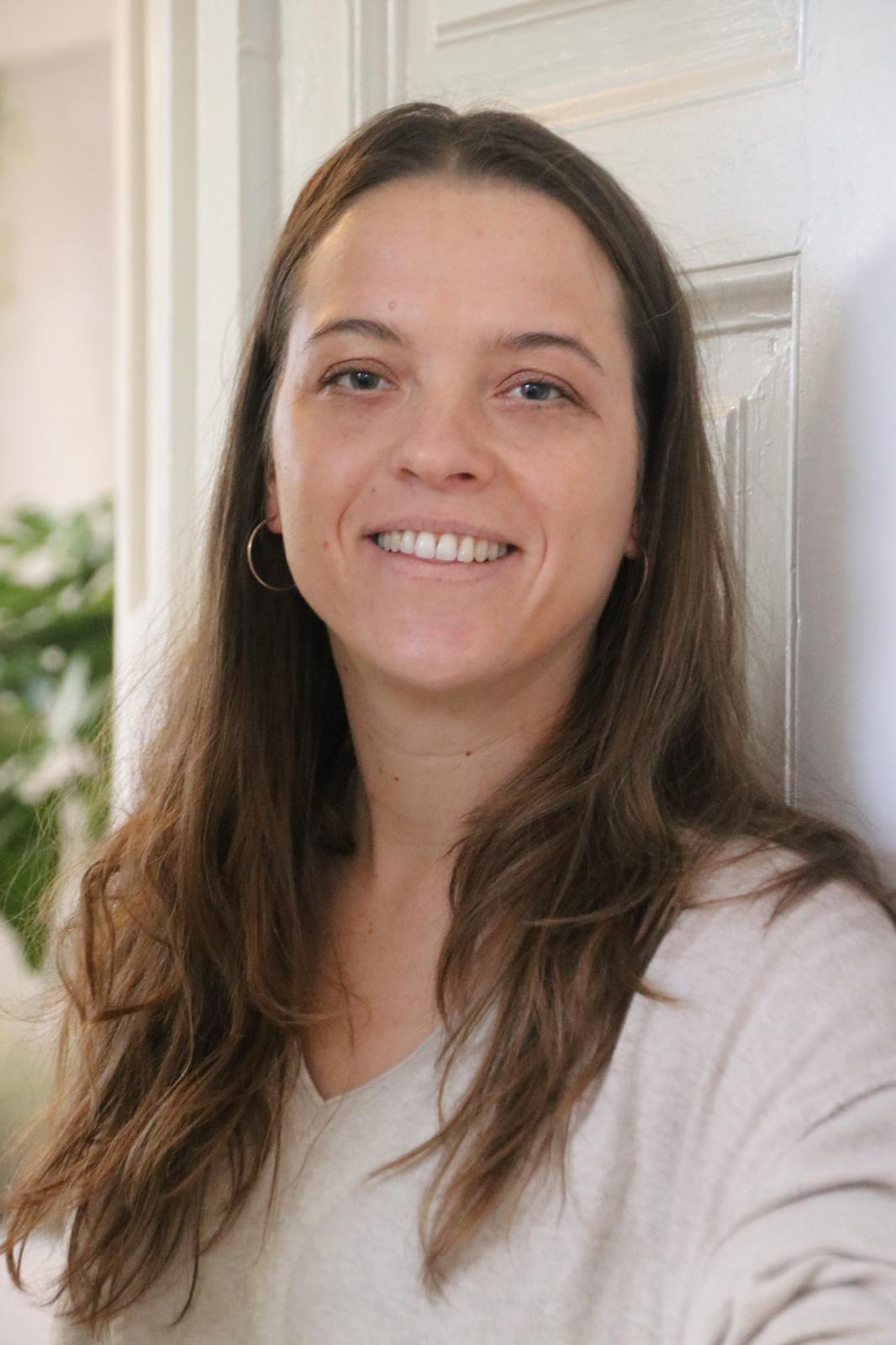 Waldhart Julia